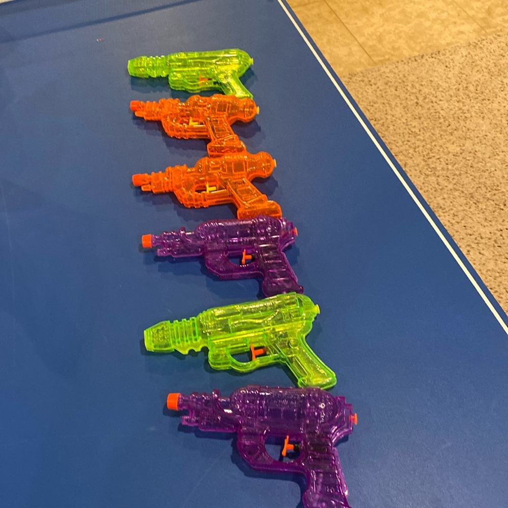 6 Toy Squirters